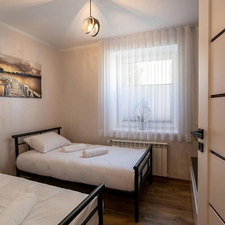 Villa Sol Oswiecim Bagian luar foto